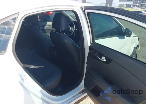 2023 Kia Forte Gt-Line z USA, uszkodzony, nr VIN 3KPF54AD0PE643485